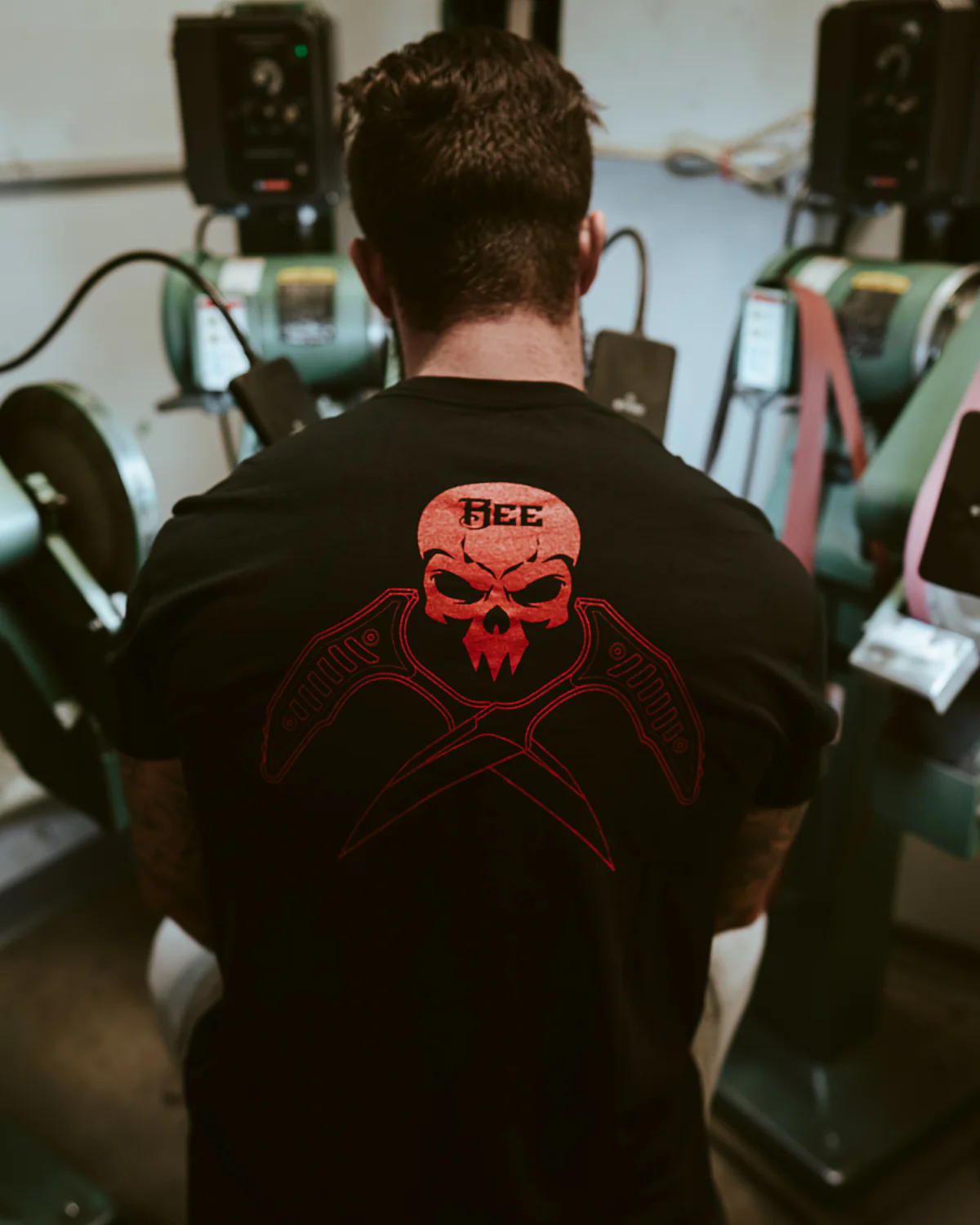 Bee Unisex Crew Neck T-Shirt - Image 3